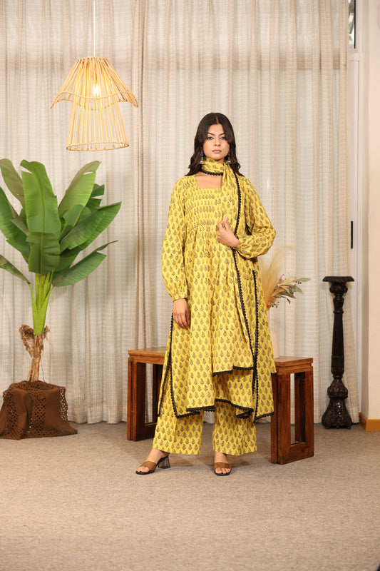 Basanti Suit Set