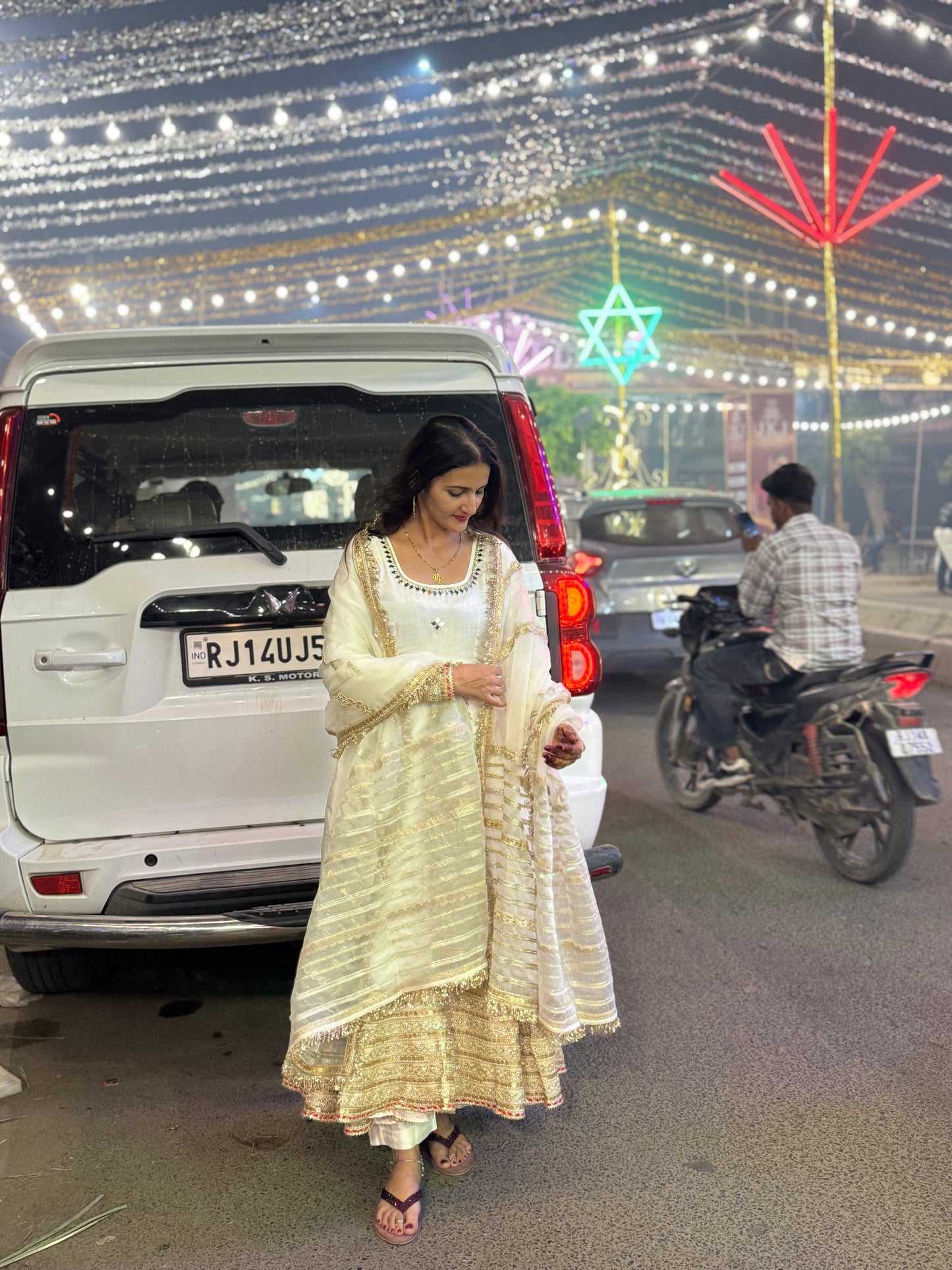 Ivory Noor Anarkali