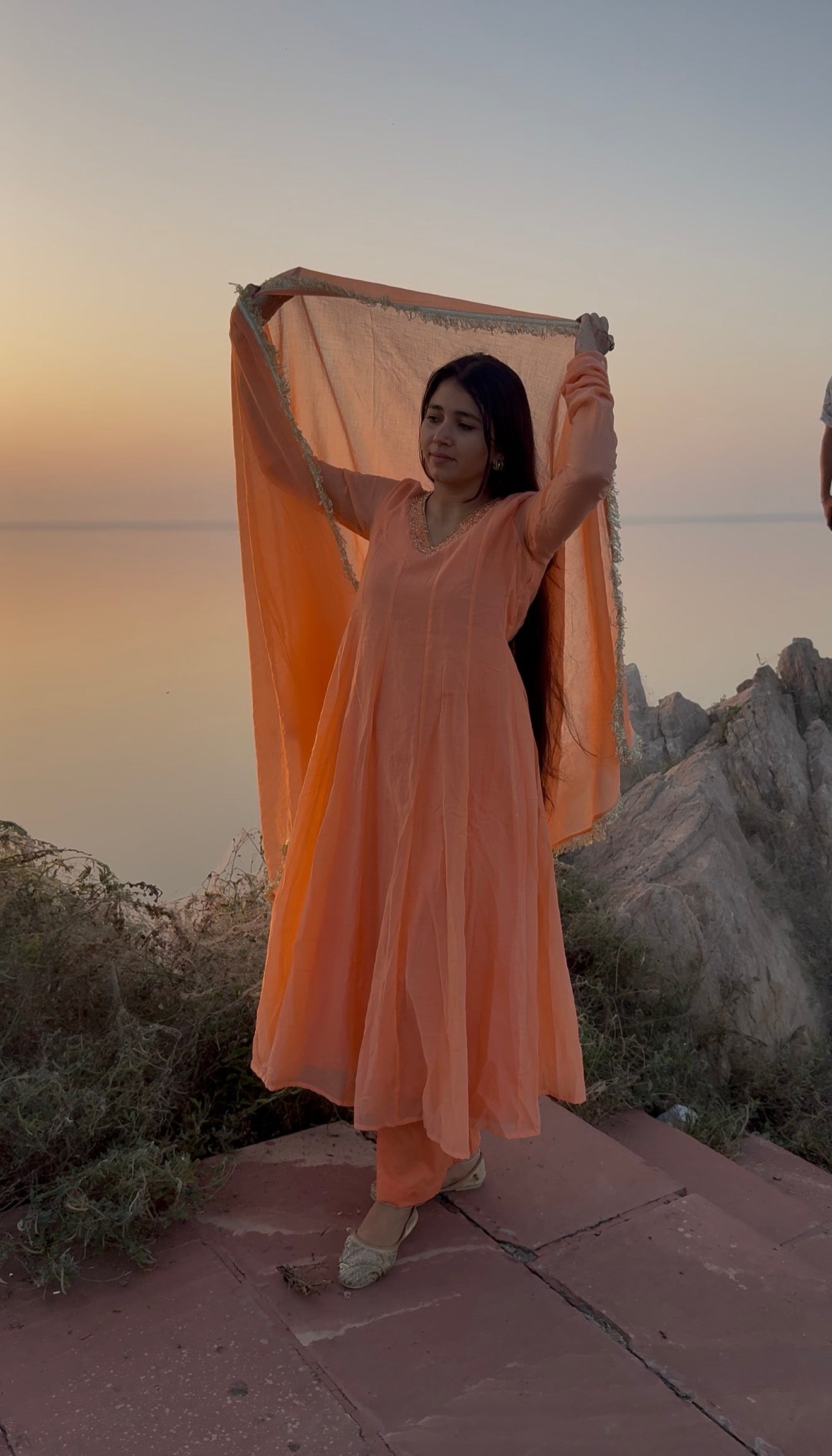 Peach Mul Chanderi Handwork Kaliyan Anarkali.