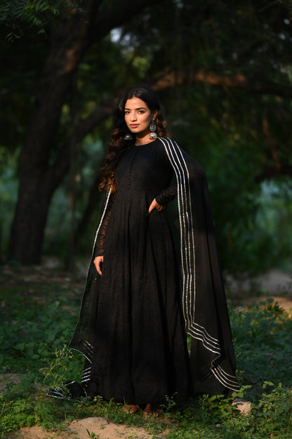 BLACK CHIKANKARI ANARKALI
