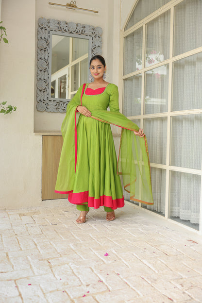 Forest Bird Anarkali